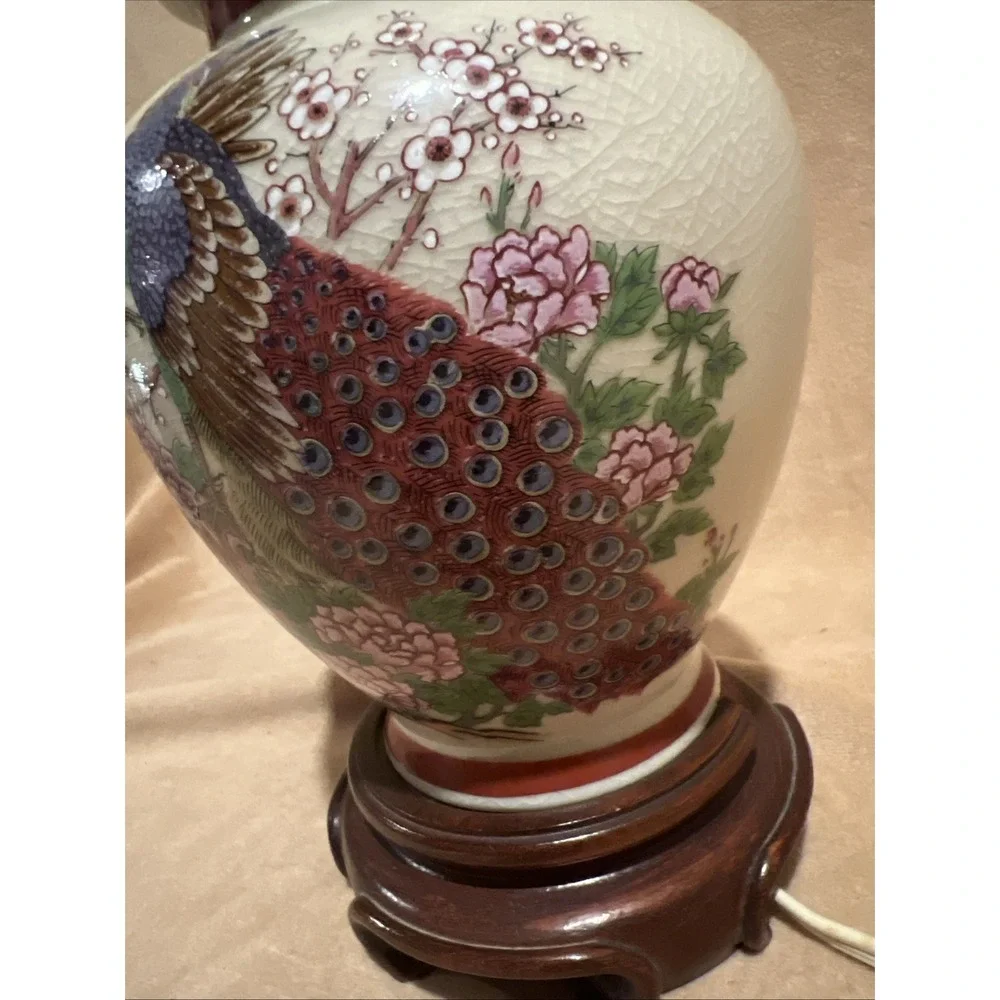 Vintage Chinese Hand painted Ceramic Lamp Peacock Wooden Base Oriental Lamp Work